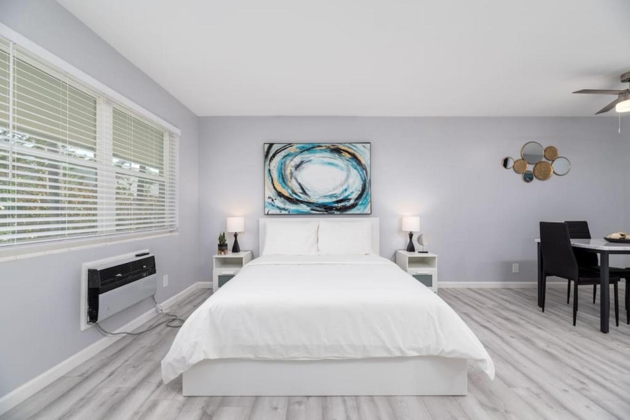 Just Off Wilton Drive Apt 2 Форт Лодърдейл Екстериор снимка