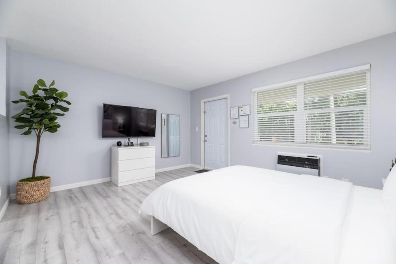 Just Off Wilton Drive Apt 2 Форт Лодърдейл Екстериор снимка